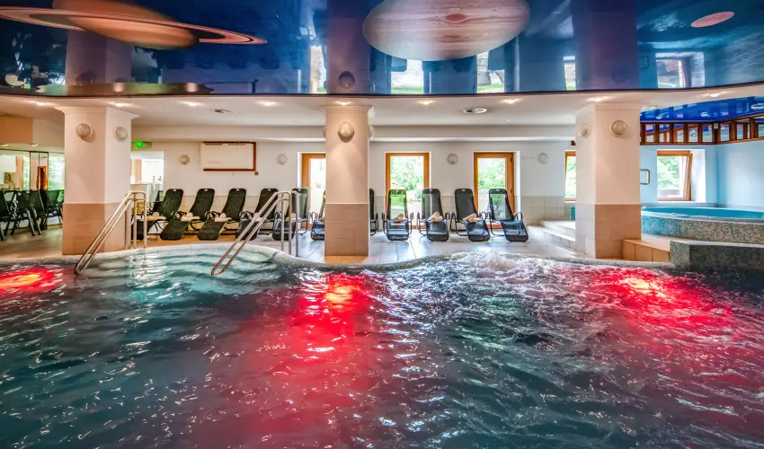 Kastlyhotel Sasvr Pardsasvr - Augusztus 20. (min. 2 j)