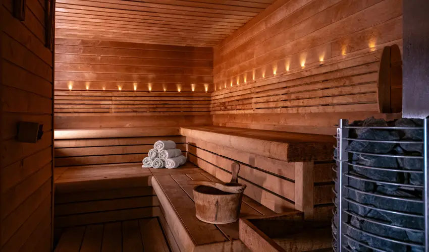 Kastlyhotel Sasvr Pardsasvr - Augusztus 20. (min. 2 j)