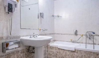 Kastlyhotel Sasvr Pardsasvr