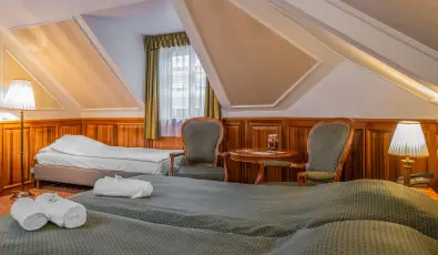 Kastlyhotel Sasvr Pardsasvr