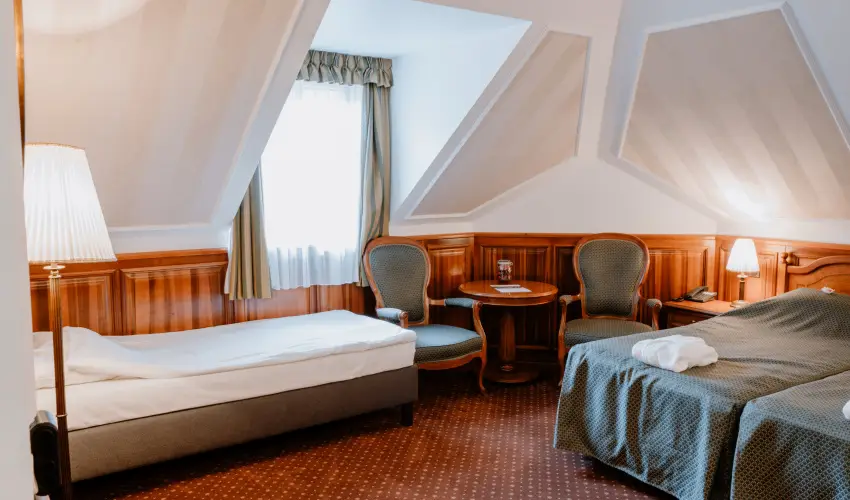 Kastlyhotel Sasvr Pardsasvr - Augusztus 20. (min. 2 j)