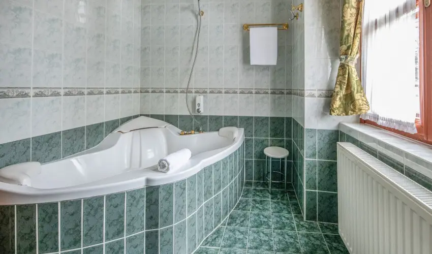 Kastlyhotel Sasvr Pardsasvr - Augusztus 20. (min. 2 j)