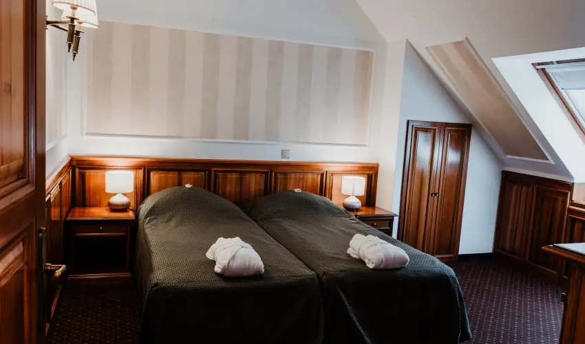 Kastlyhotel Sasvr Pardsasvr - Augusztus 20. (min. 2 j)