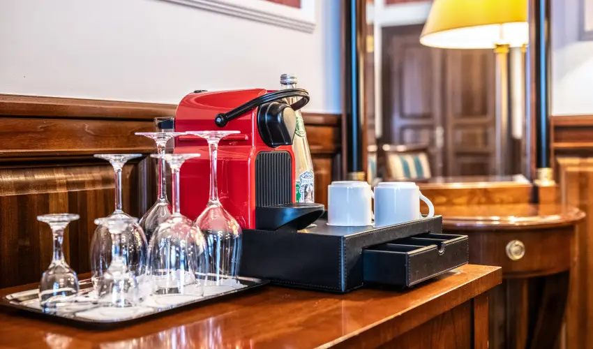 Kastlyhotel Sasvr Pardsasvr - Augusztus 20. (min. 2 j)