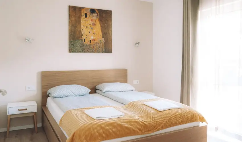 Kat�ng Vend�gh�z Tardos - Augusztus 20. (min. 2 �j)