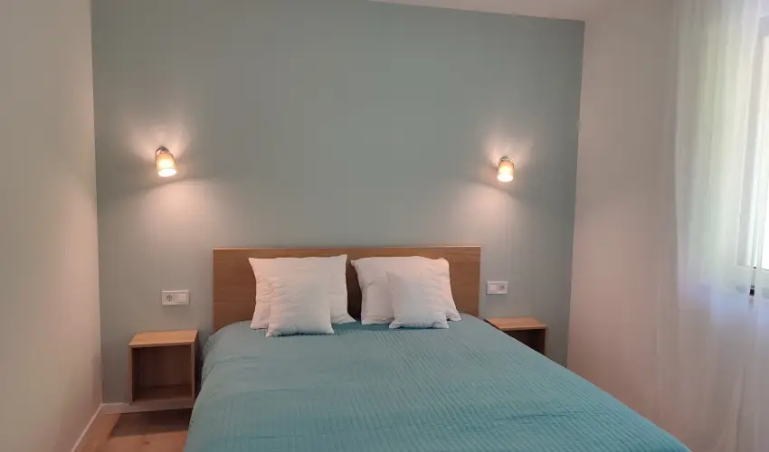 Kat�ng Vend�gh�z Tardos - Augusztus 20. (min. 2 �j)