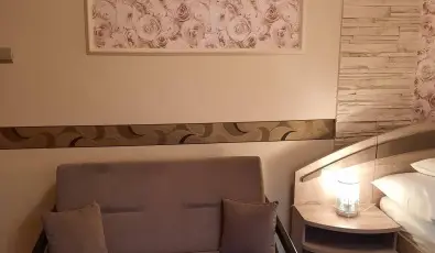 K�k Laguna Wellness Apartmanok Egerszal�k