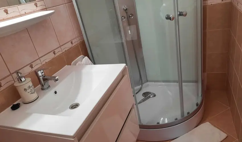 K�k Laguna Wellness Apartmanok Egerszal�k - Augusztus 20. (min. 3 �j)