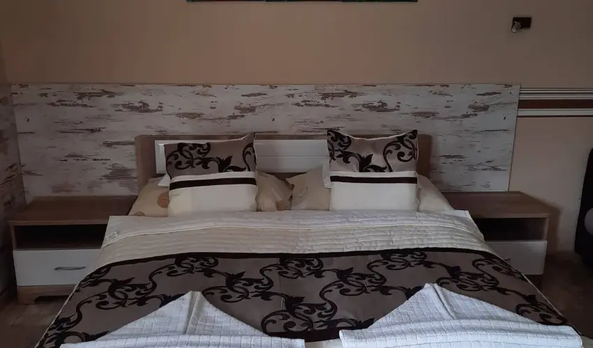 K�k Laguna Wellness Apartmanok Egerszal�k - Augusztus 20. (min. 3 �j)