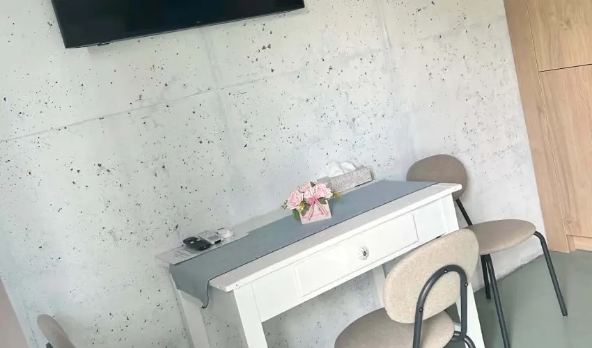 K�kmad�r Vend�gh�z Homokm�gy - Augusztus 20.
