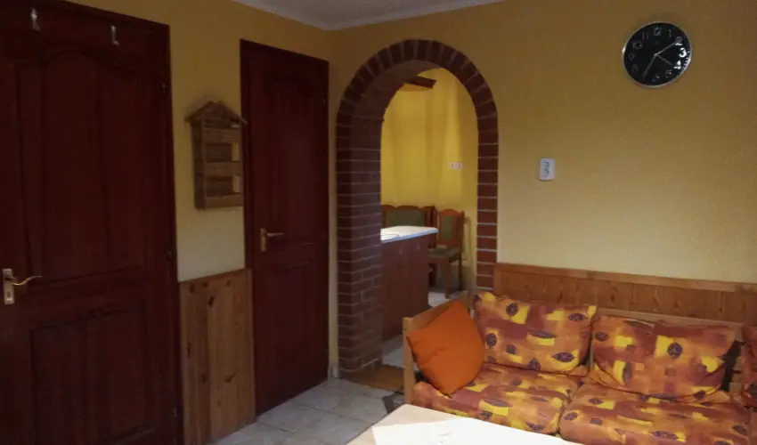 Kerka Vendghz Csesztreg - Augusztus 20. (min. 2 j)