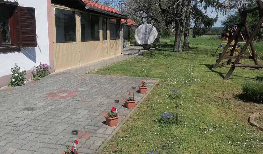 Kerka Vendghz Csesztreg - Augusztus 20. (min. 2 j)