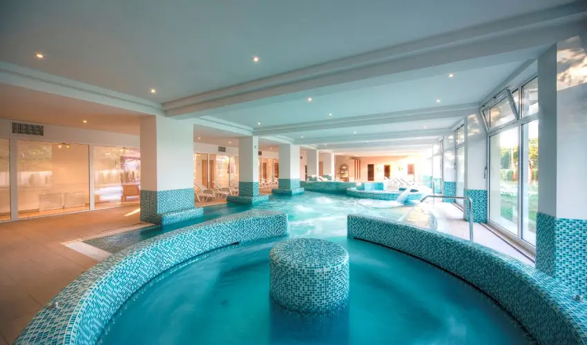 Kt Korona Konferencia & Wellness Hotel Balatonszrsz - Augusztus 20.