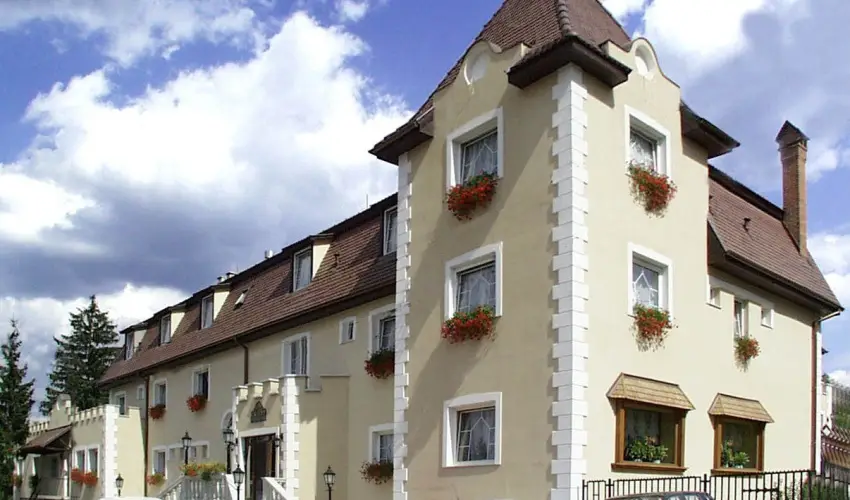 Kikelet Club Hotel Miskolctapolca - Augusztus 20. - teljes elrefizetssel (min. 3 j)