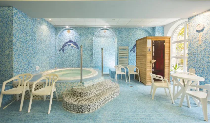 Kikelet Club Hotel Miskolctapolca - Augusztus 20. - teljes elrefizetssel (min. 3 j)