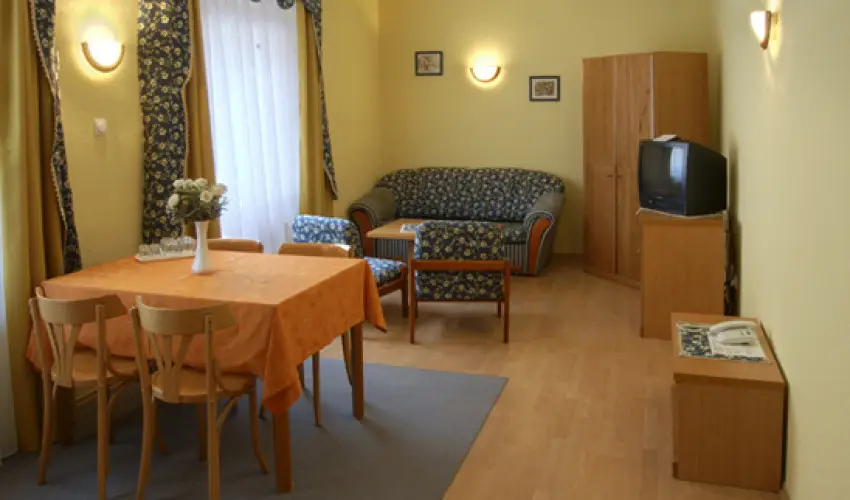 Kikelet Club Hotel Miskolctapolca - Augusztus 20. - teljes elrefizetssel (min. 3 j)