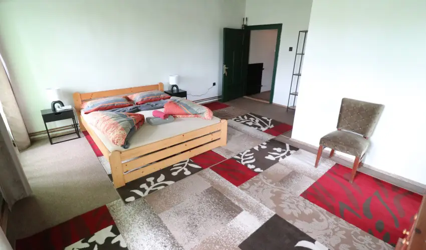 K�bor Macska Fogad� K�szeg - Augusztus 20.