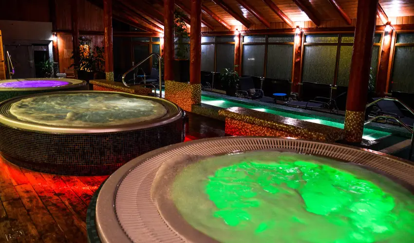 K�kapu Vad�szkast�ly �s Hotel & Apartments Nagyhuta - Augusztus 20. (min. 2 �j)