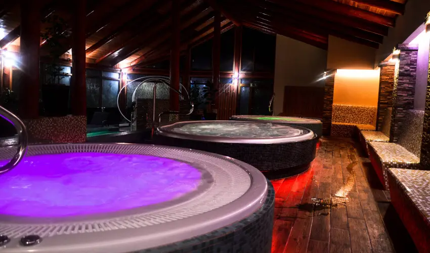 K�kapu Vad�szkast�ly �s Hotel & Apartments Nagyhuta - Augusztus 20. (min. 2 �j)