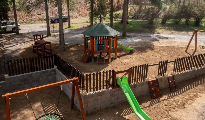 K�kapu Vad�szkast�ly �s Hotel & Apartments Nagyhuta - Augusztus 20. (min. 2 �j)