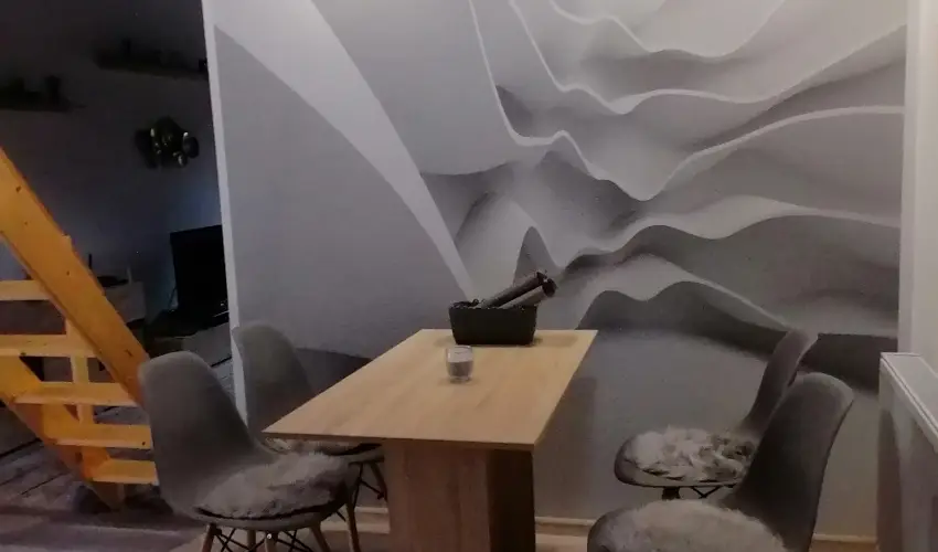 K�kert Pihen�h�z K�szeg - Augusztus 20.