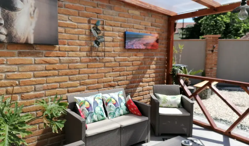 K�kert Pihen�h�z K�szeg - Augusztus 20.