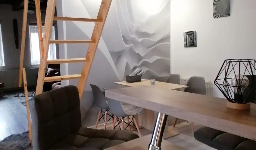 K�kert Pihen�h�z K�szeg - Augusztus 20.