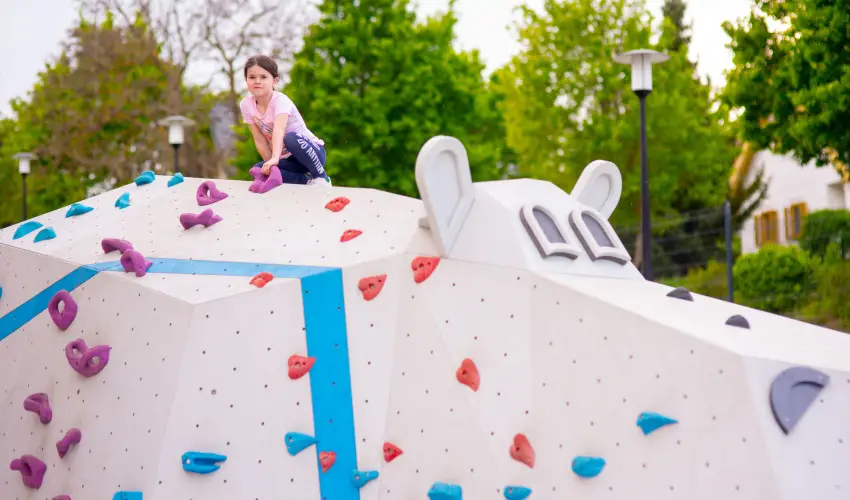 Kolping Holiday Resort Als�p�hok - Augusztus 20. (min. 3 �j)