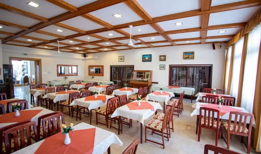 Komfort Hotel Platn Harkny - Augusztus 20.