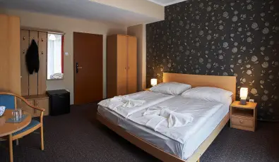 Korona Hotel Harkny Harkny