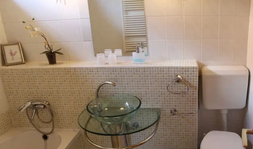 K�szeghegyalja Vend�gh�z Horv�tzsid�ny - Augusztus 20. (min. 2 �j)