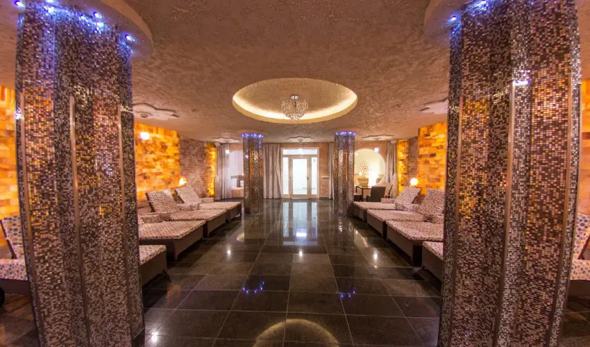 Kristly Imperial Hotel Tata - Augusztus 20. 