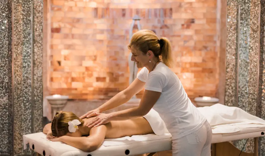 Kristly Imperial Hotel Tata - Augusztus 20. 