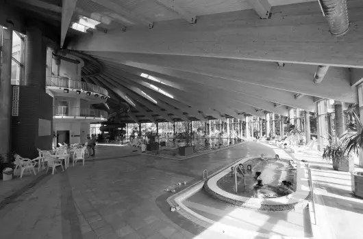 Hotel Kum�nia - Augusztus 20. (min. 2 �j)
