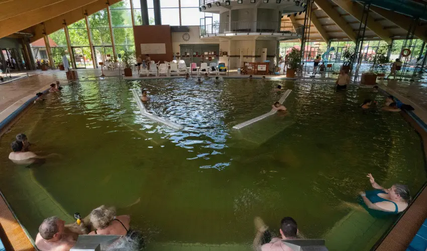 Hotel Kum�nia Kis�jsz�ll�s - Augusztus 20. (min. 2 �j)