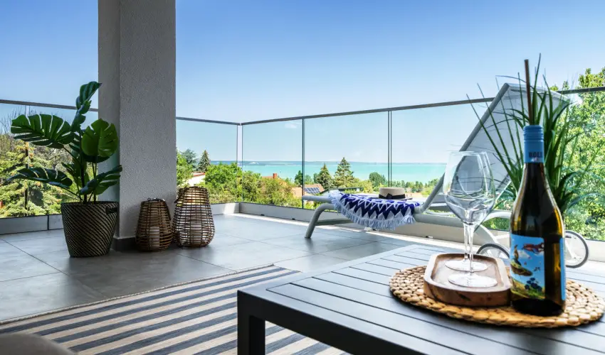 Lake Spirit Boutique Apartments Balatonalmdi - Augusztus 20.