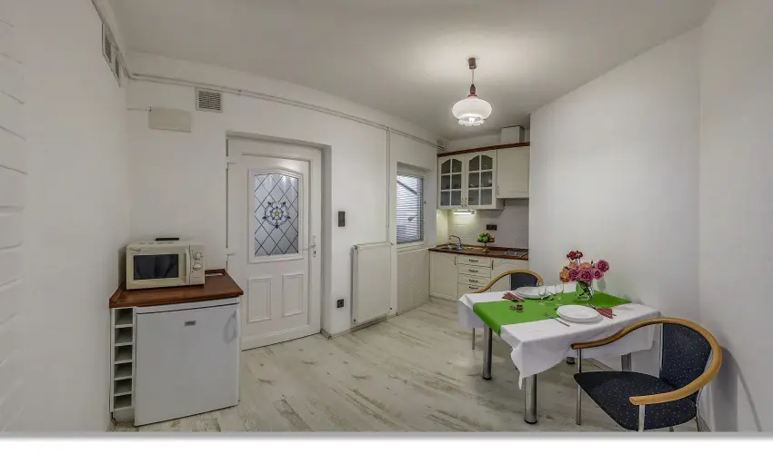 Laky Villa Zalakaros - Augusztus 20. (min. 2 �j)