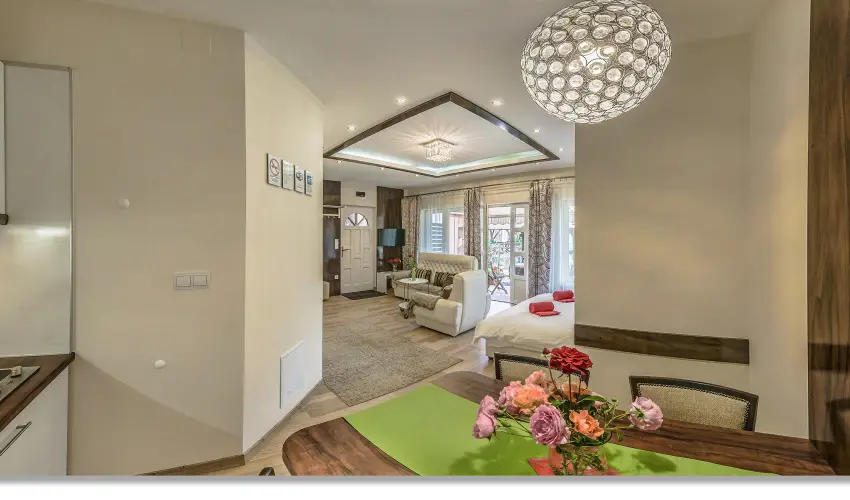 Laky Villa Zalakaros - Augusztus 20. (min. 2 �j)