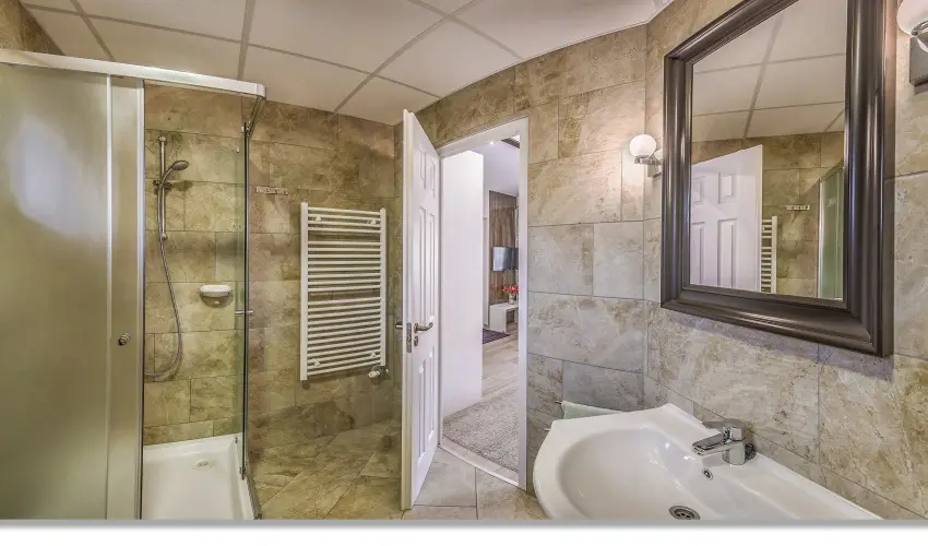 Laky Villa Zalakaros - Augusztus 20. (min. 2 �j)