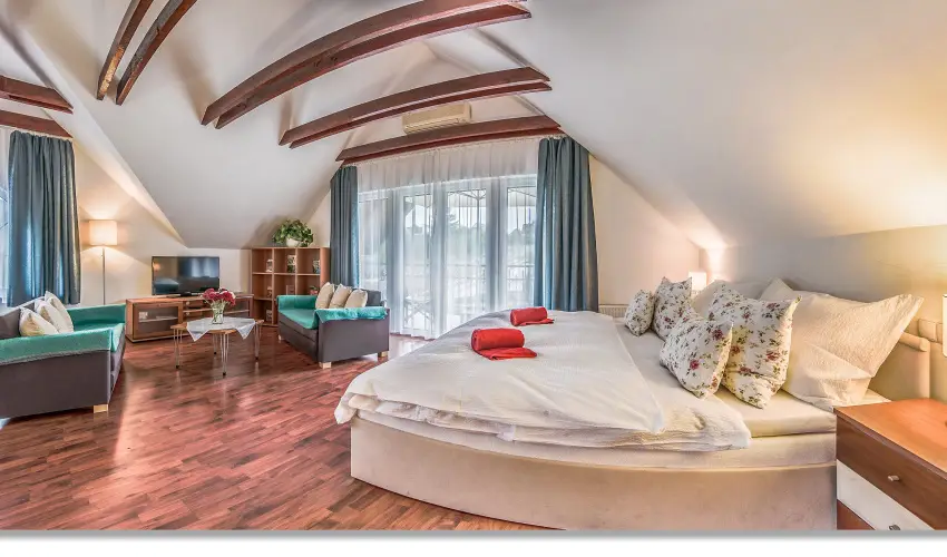 Laky Villa Zalakaros - Augusztus 20. (min. 2 �j)