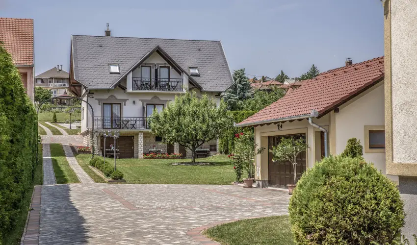 Laky Villa Zalakaros - Augusztus 20. (min. 2 �j)