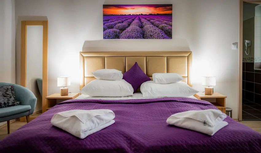 Land-Plan Hotel & Restaurant T�lt�stava - Augusztus 20.