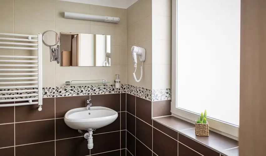 Land-Plan Hotel & Restaurant T�lt�stava - Augusztus 20.