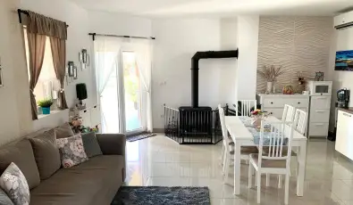 Levendul�s H�z Balatonf�kaj�r