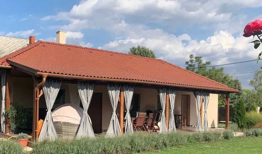 Levendul�s H�z Balatonf�kaj�r - Augusztus 20. (min. 2 �j)