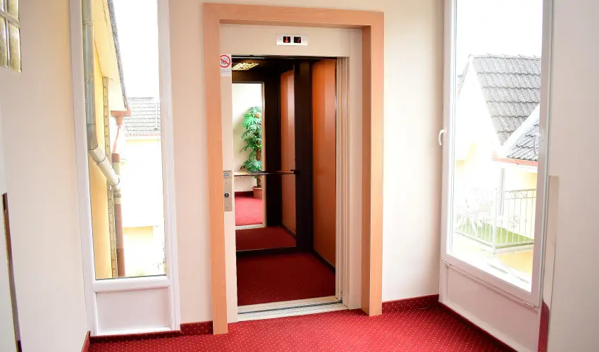 Ldia Hotel Harkny Harkny - Augusztus 20. (min. 2 j)