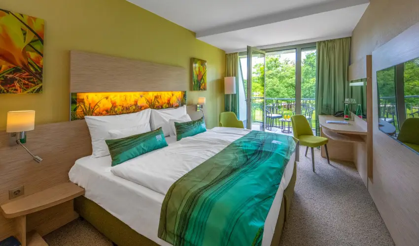 Lifestyle Hotel Mtra Mtrahza - Augusztus 20.