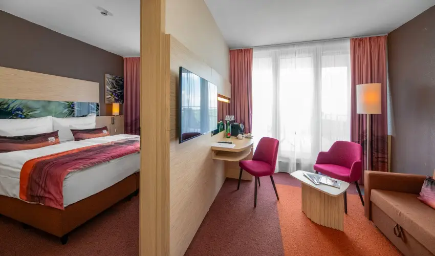 Lifestyle Hotel Mtra Mtrahza - Augusztus 20.