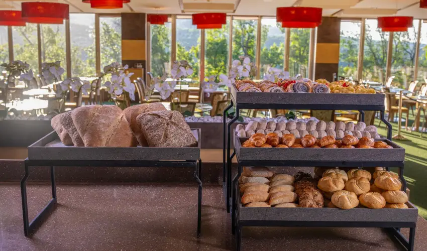 Lifestyle Hotel Mtra Mtrahza - Augusztus 20.