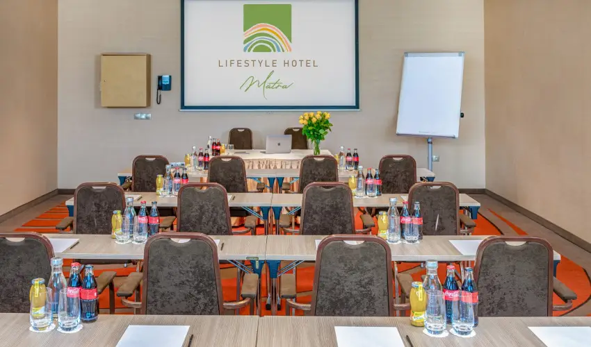 Lifestyle Hotel Mtra Mtrahza - Augusztus 20.